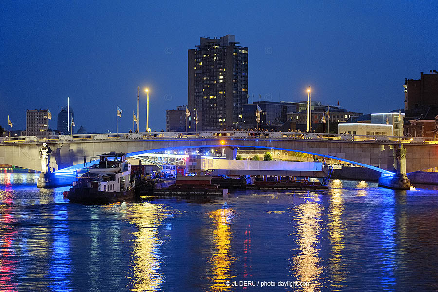 Liège - passerelle sur la Meuse